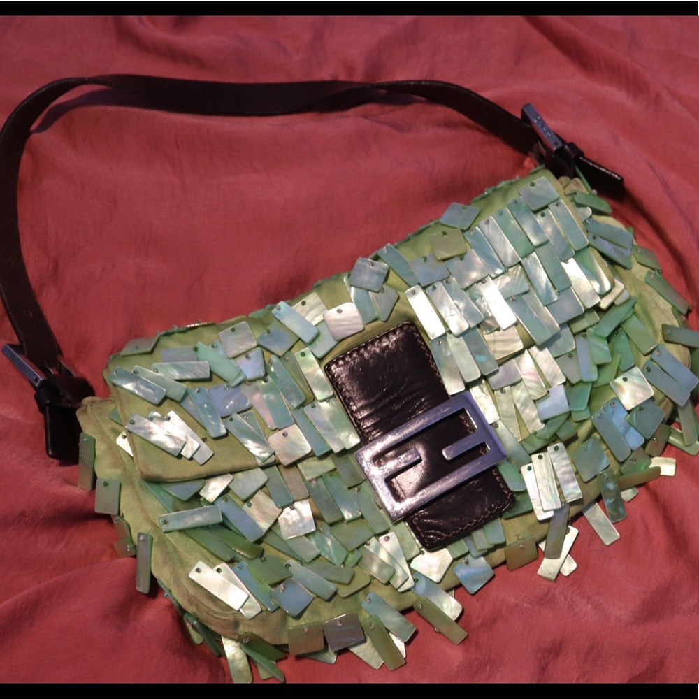 Fendi Lime green baguette ✨